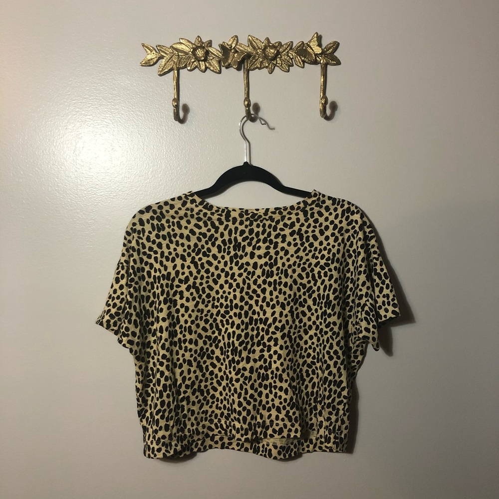Banana Republic | Leopard Print Short Sleeve Tee